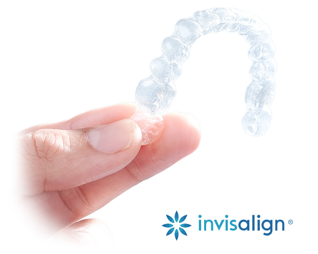 Animation of teeth with alignment tray